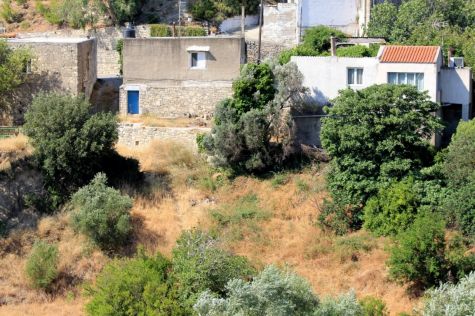 VGER314 - A two bedroom village house on a large land plot in Gergeri