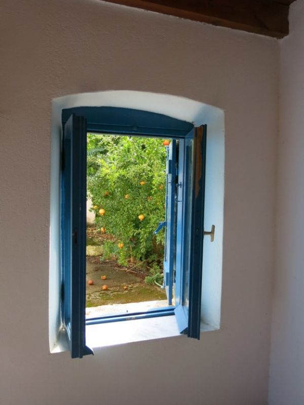 SAMB 283 - Beautifully renovated two bedroom stone house in Ambelouzos near Gortyna  30 minutes to Matala beach, South Crete - 3