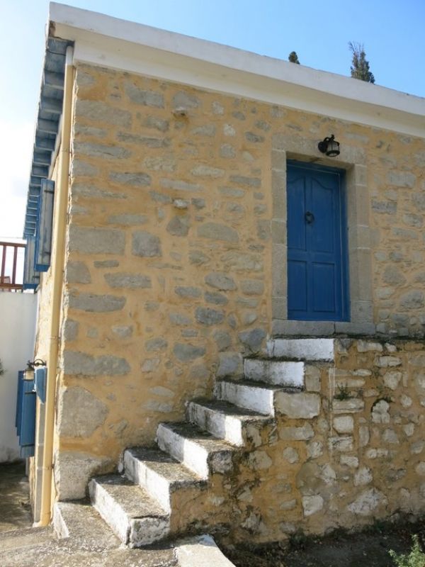 SAMB 283 - Beautifully renovated two bedroom stone house in Ambelouzos near Gortyna  30 minutes to Matala beach, South Crete - 10