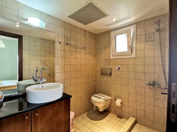 VAG 308 - A FIVE BEDROOM LUXURY VILLA WITH FANTASTIC SEA VIEWS IN AGIA GALINI - 5