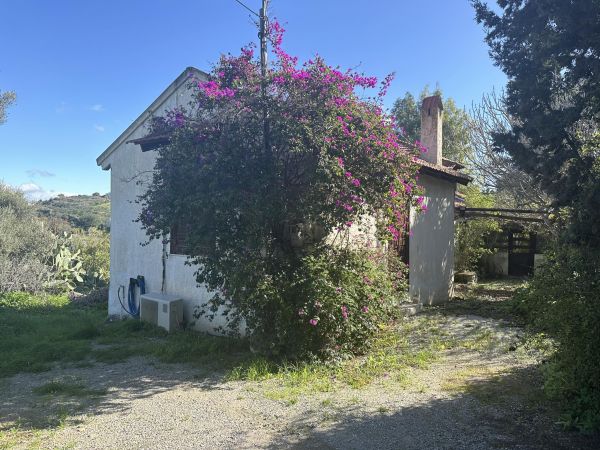 VKAM328-Two bedroom village house within Kamilari - 1