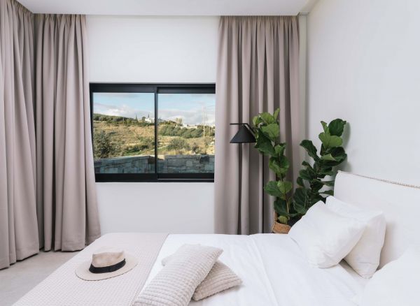 VKAM341- A luxurious four bedroom villa with swimming pool and fantastic sea views - 6