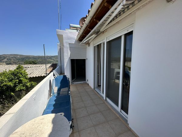 VMO312 - A two bedroom village house with a garden in the village of Mourne - 13