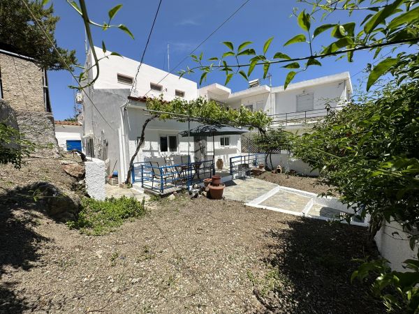 VMO312 - A two bedroom village house with a garden in the village of Mourne - 3