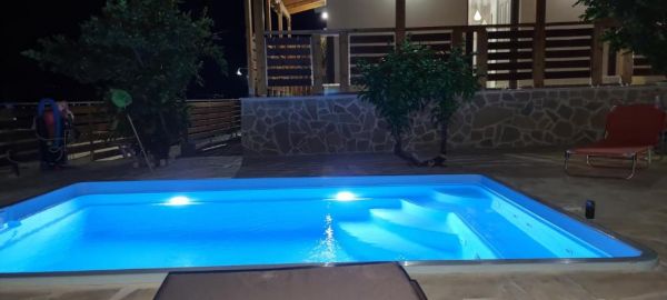 VPER320-A TWO BEDROOM VILLA WITH GARDEN AND SMALL SWIMMING POOL NEAR MIRES - 5