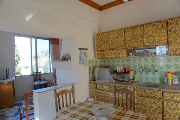 VPL 315 - A two bedroom village house with sea views in Platanos - 9
